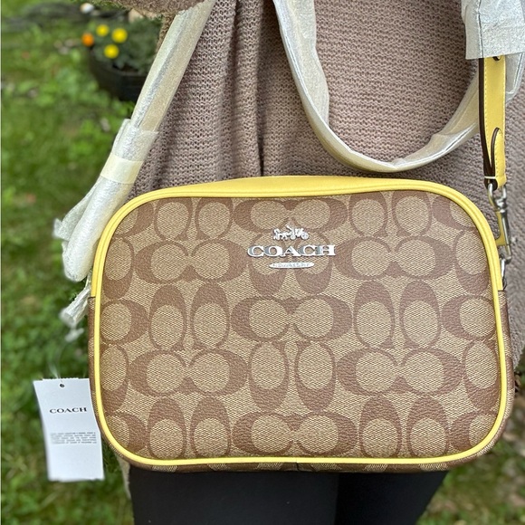 Authentic COACH Coated signature canvas/smooth leather zip top Crossbody - Picture 1 of 16